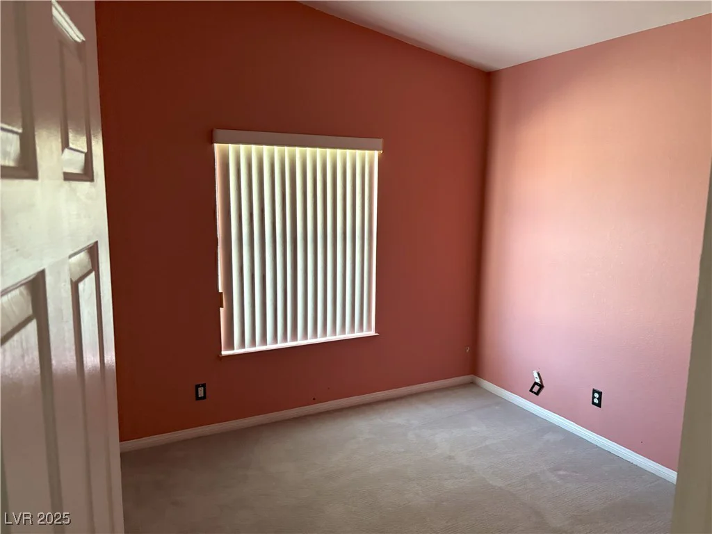 7133 Tropical Island, Las Vegas, NV 89129