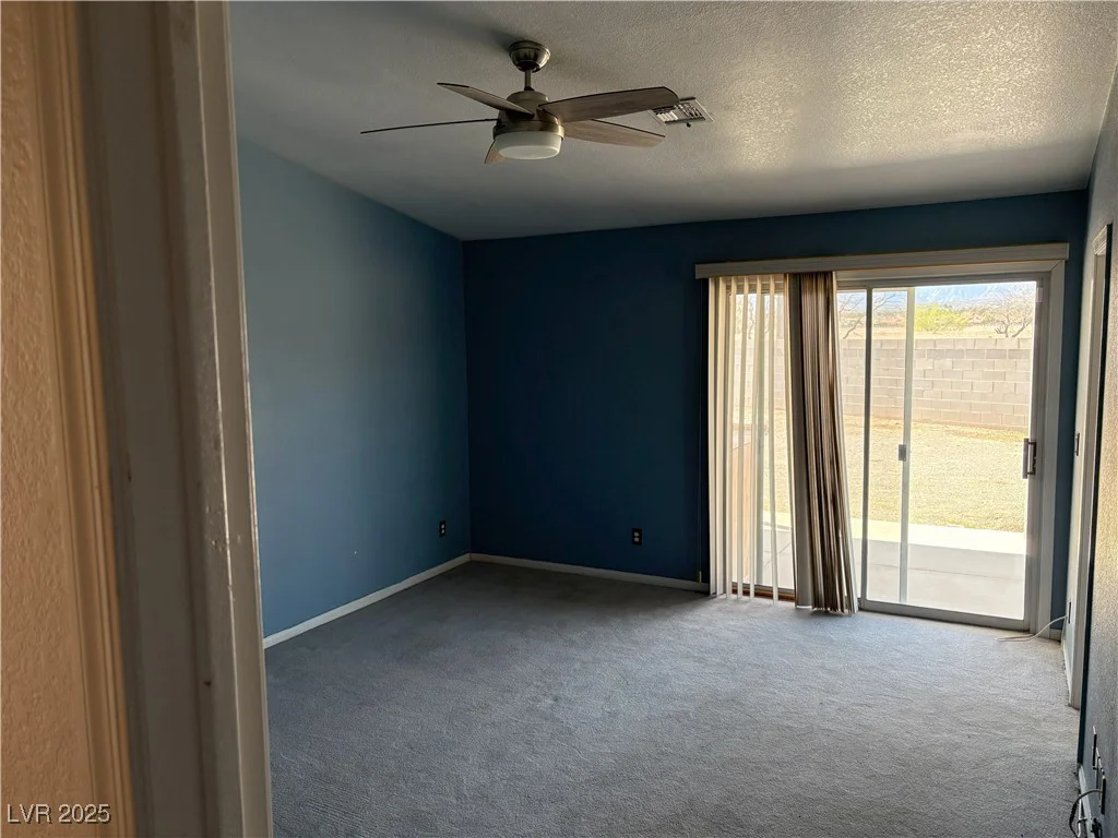 7133 Tropical Island, Las Vegas, NV 89129
