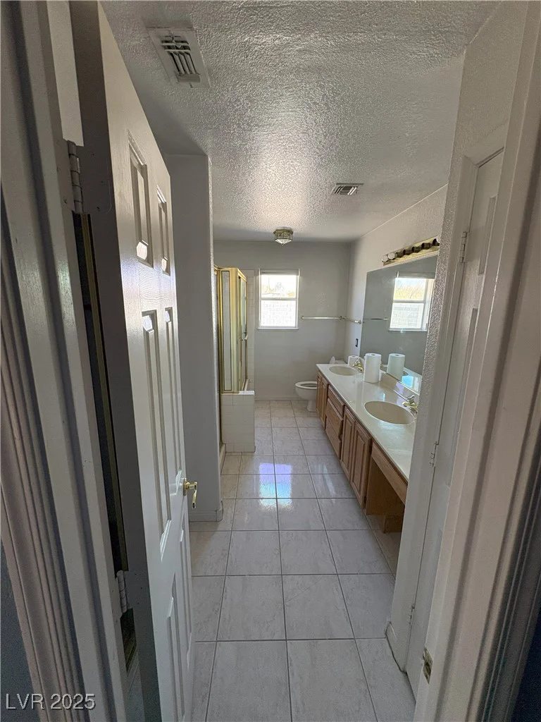7133 Tropical Island, Las Vegas, NV 89129