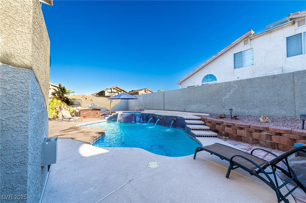8869 Dove Cove, Las Vegas, NV 89129