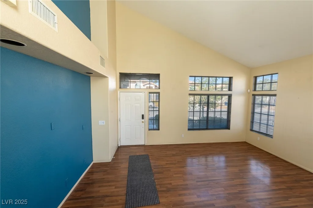 8869 Dove Cove, Las Vegas, NV 89129