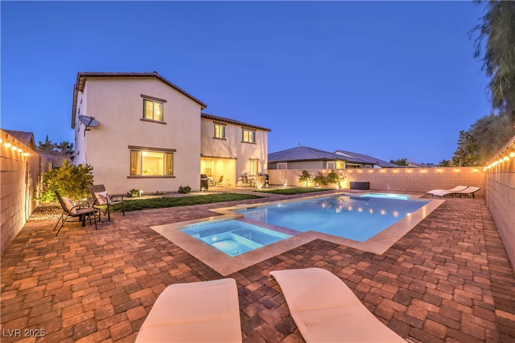 7411 Zonal, Las Vegas, NV 89131