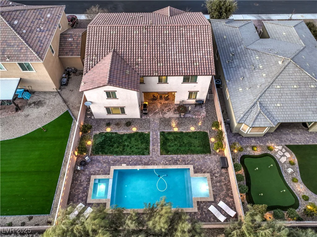 7411 Zonal, Las Vegas, NV 89131