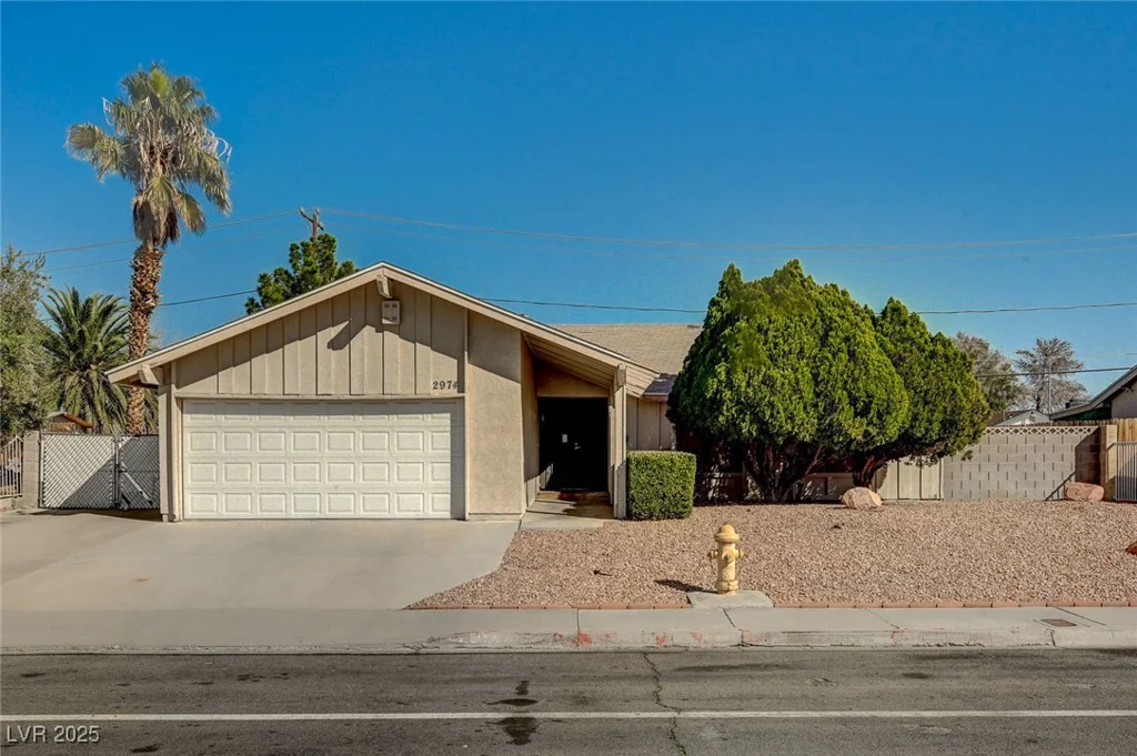 2974 Lindell, Las Vegas, NV 89146