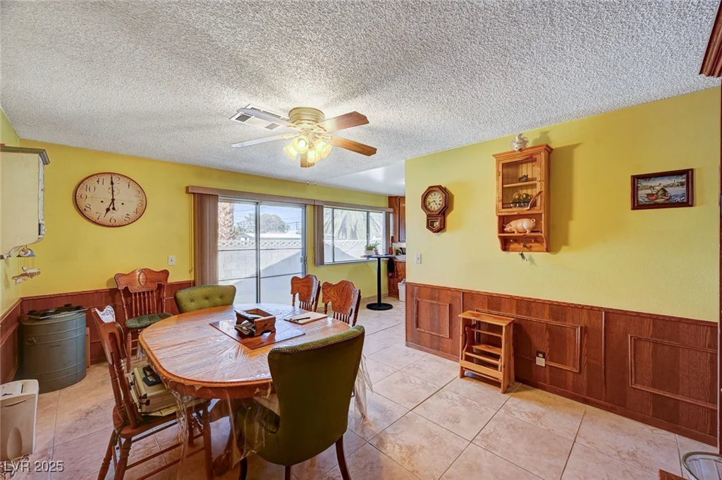 2974 Lindell, Las Vegas, NV 89146