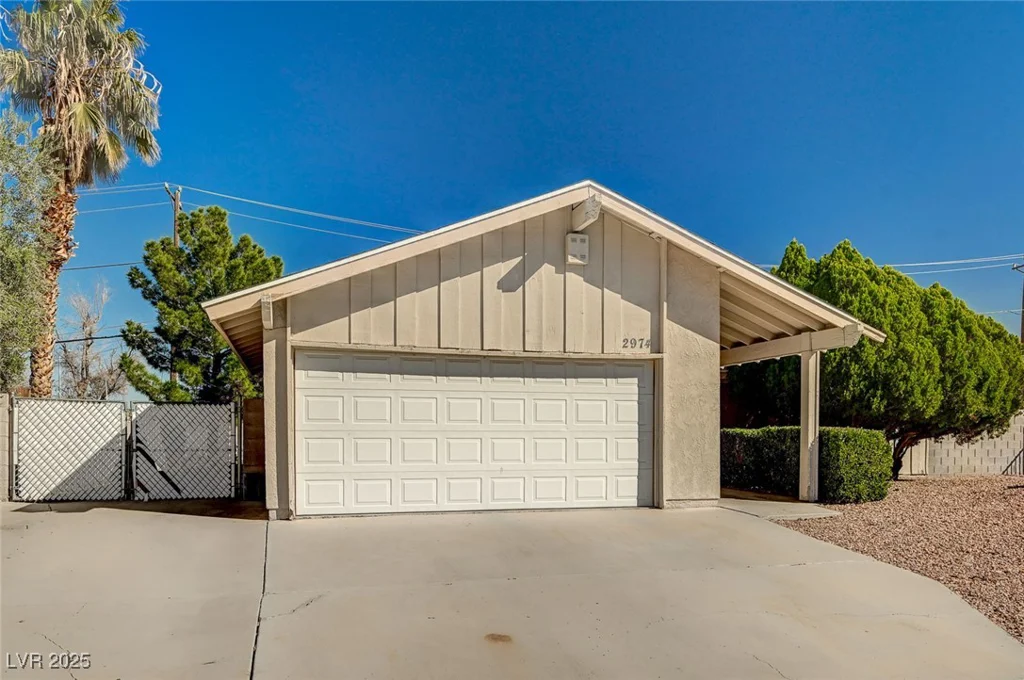 2974 Lindell, Las Vegas, NV 89146