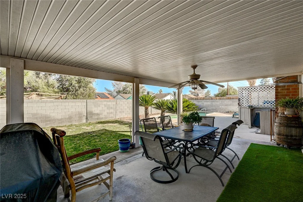 2974 Lindell, Las Vegas, NV 89146