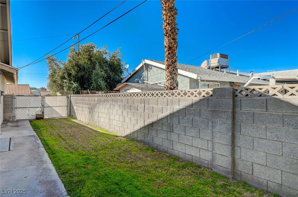 2974 Lindell, Las Vegas, NV 89146