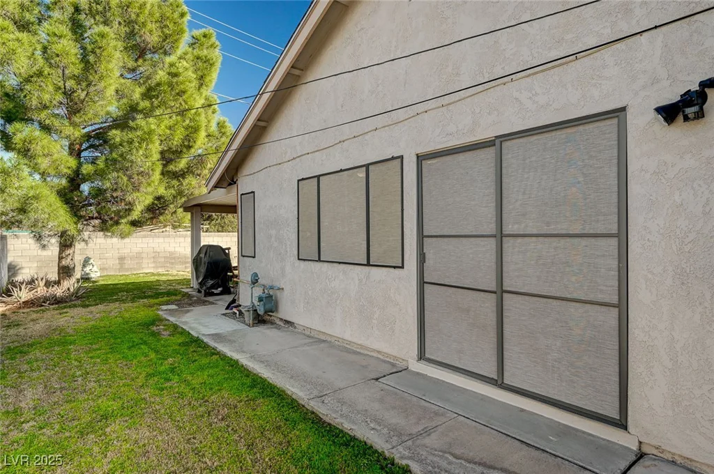 2974 Lindell, Las Vegas, NV 89146