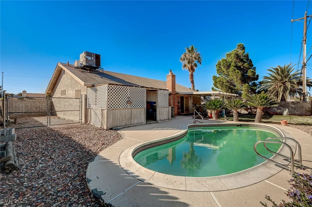 2974 Lindell, Las Vegas, NV 89146