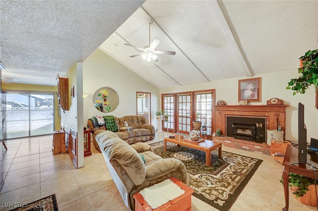 2974 Lindell, Las Vegas, NV 89146