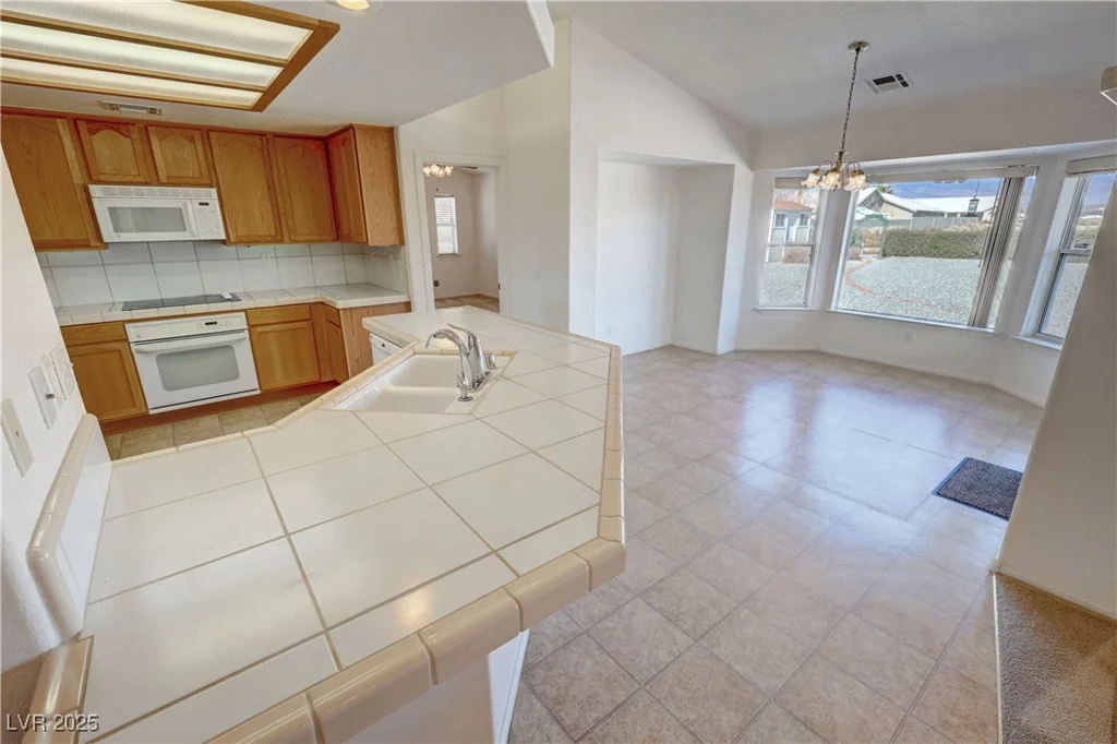 2080 Mount Charleston, Pahrump, NV 89048