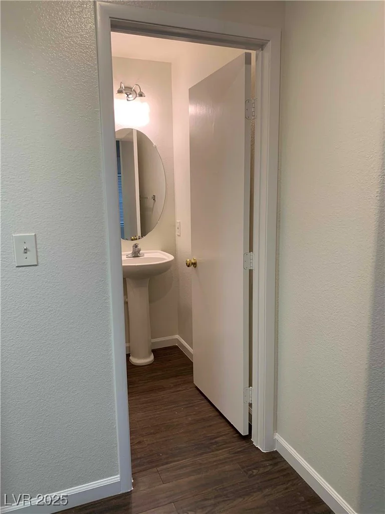6425 Haleh, Las Vegas, NV 89141