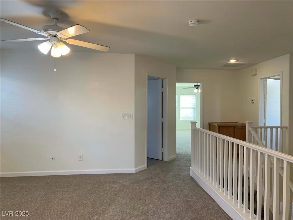6425 Haleh, Las Vegas, NV 89141