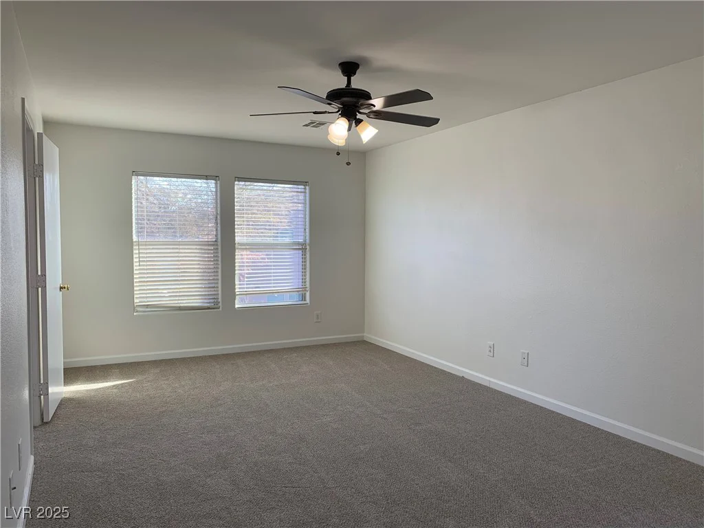 6425 Haleh, Las Vegas, NV 89141