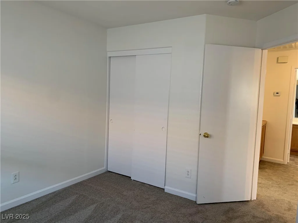 6425 Haleh, Las Vegas, NV 89141