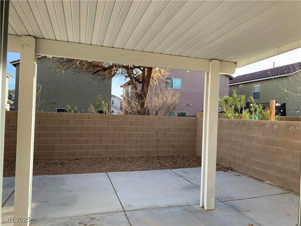 6425 Haleh, Las Vegas, NV 89141