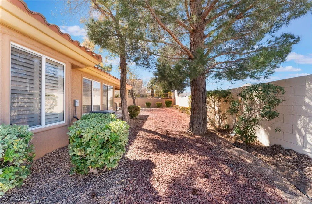2735 Faiss, Las Vegas, NV 89134