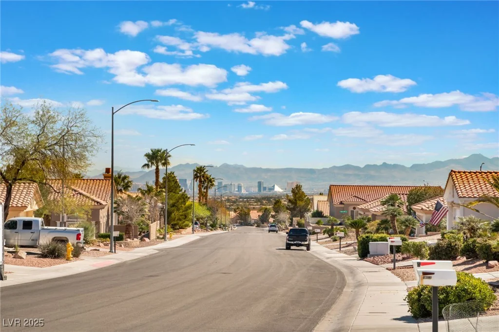 2735 Faiss, Las Vegas, NV 89134