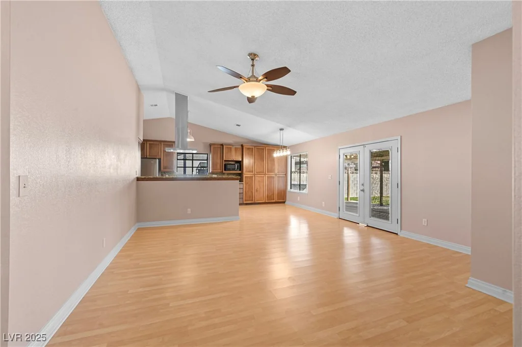 6217 Sadler, Las Vegas, NV 89130