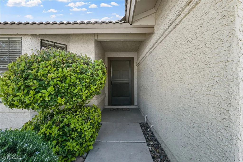 6217 Sadler, Las Vegas, NV 89130
