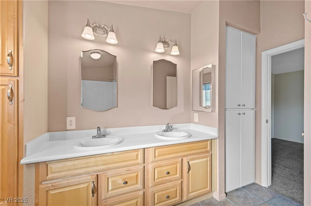 6217 Sadler, Las Vegas, NV 89130