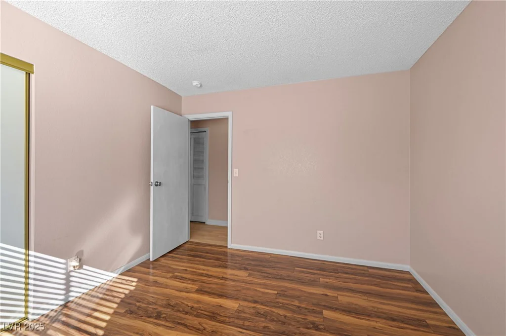 6217 Sadler, Las Vegas, NV 89130