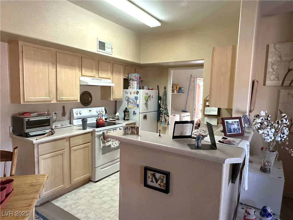 2615 Gary, Las Vegas, NV 89123