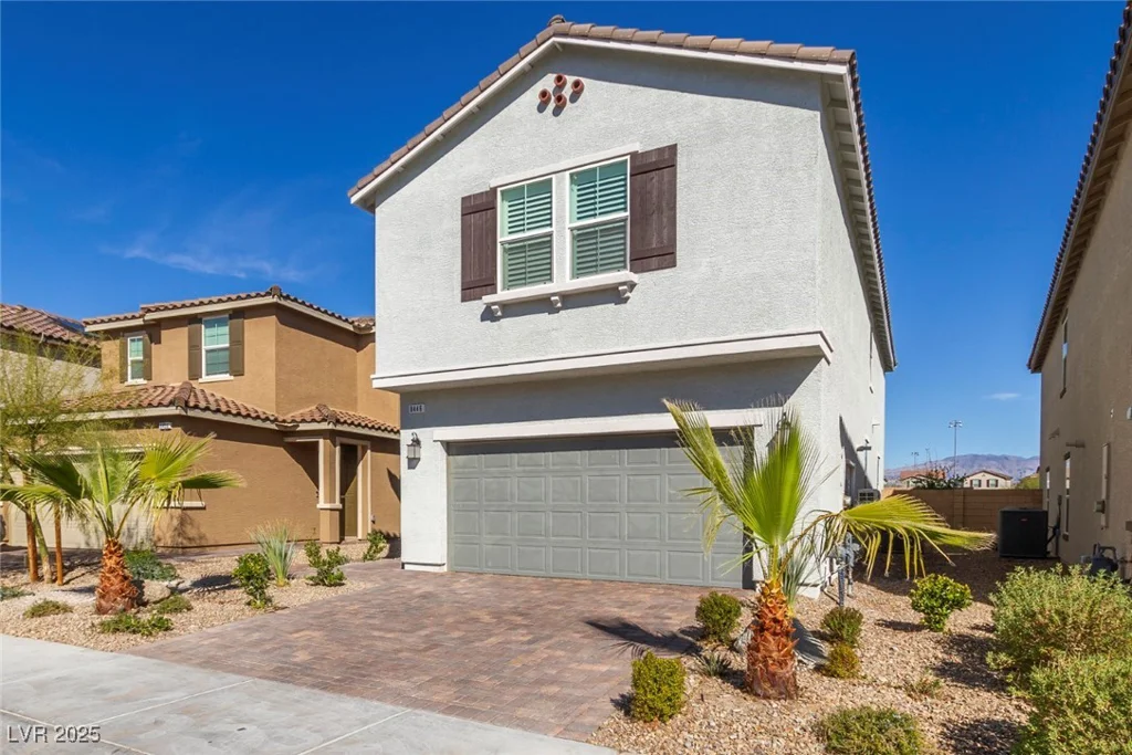8446 Vacarez, Las Vegas, NV 89149