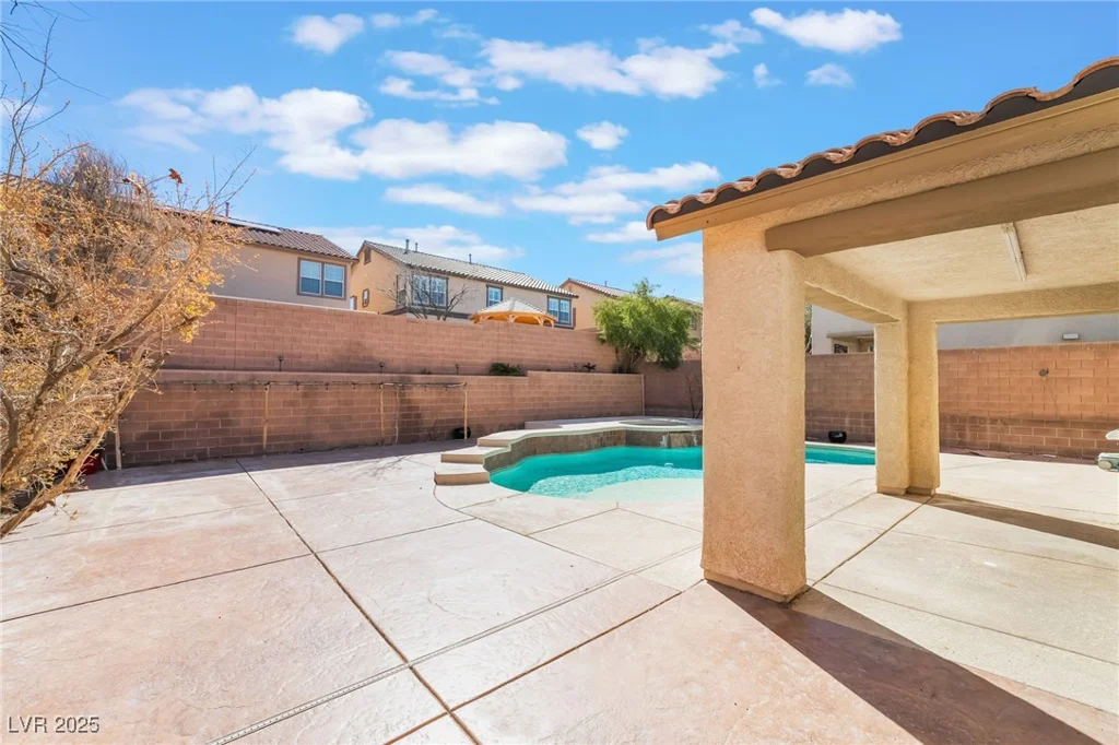 63 Crescent Palm, Henderson, NV 89002