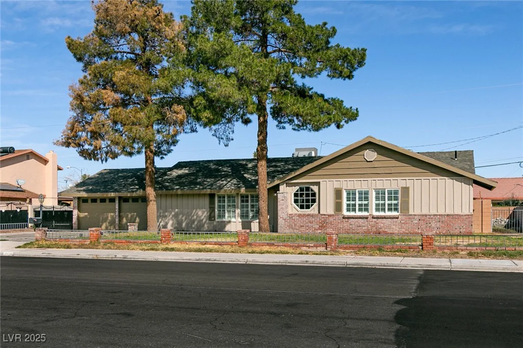 4726 Idaho, Las Vegas, NV 89104