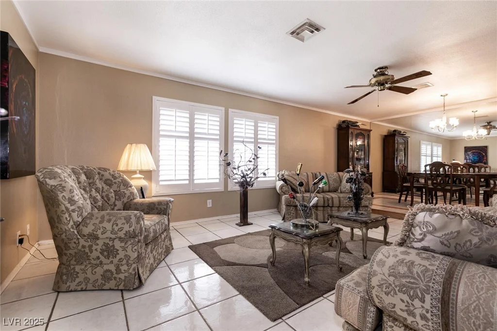 4726 Idaho, Las Vegas, NV 89104