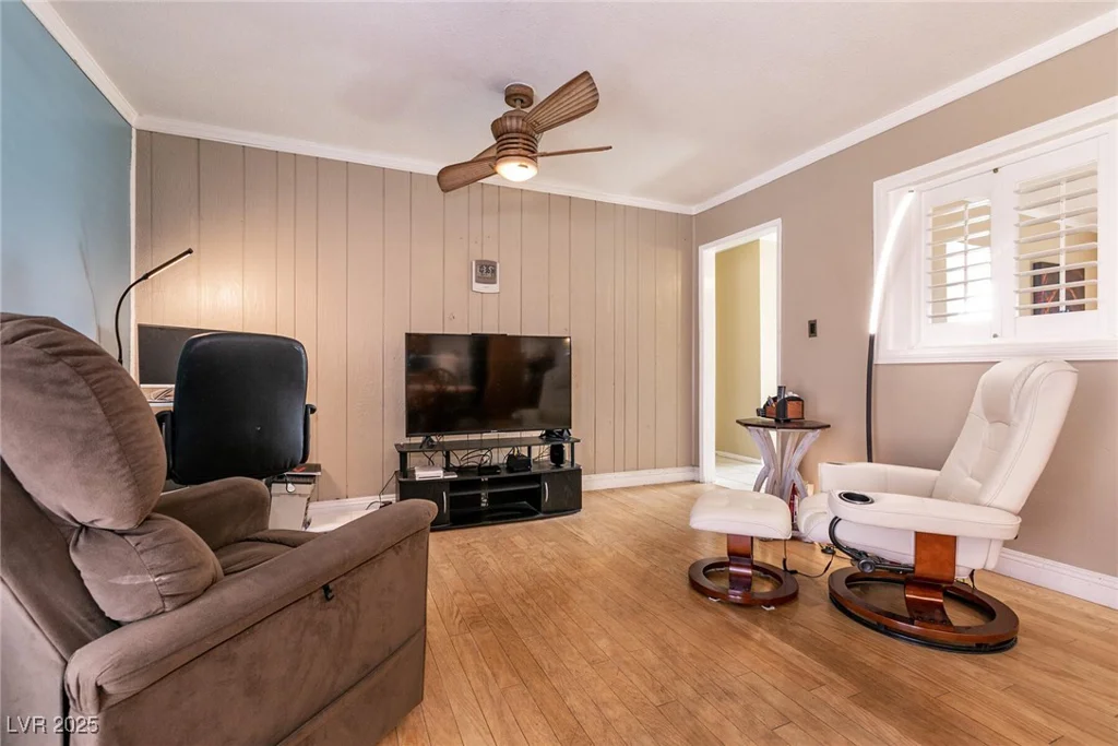 4726 Idaho, Las Vegas, NV 89104