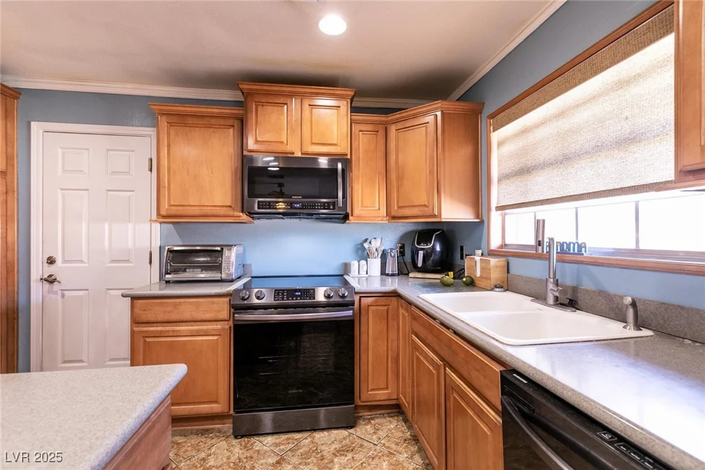 4726 Idaho, Las Vegas, NV 89104