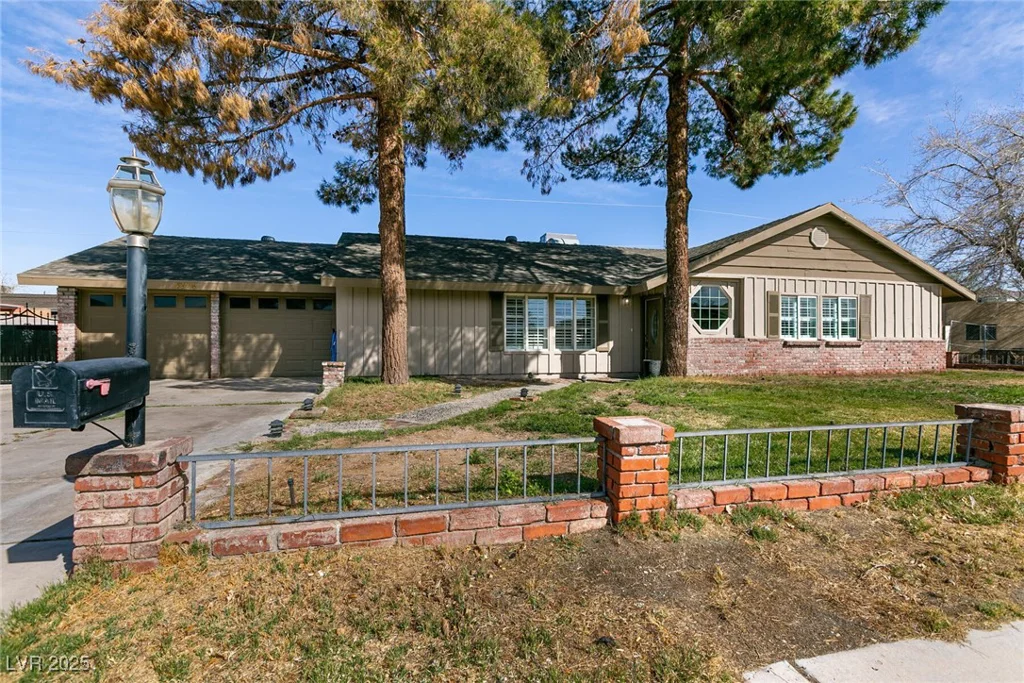 4726 Idaho, Las Vegas, NV 89104