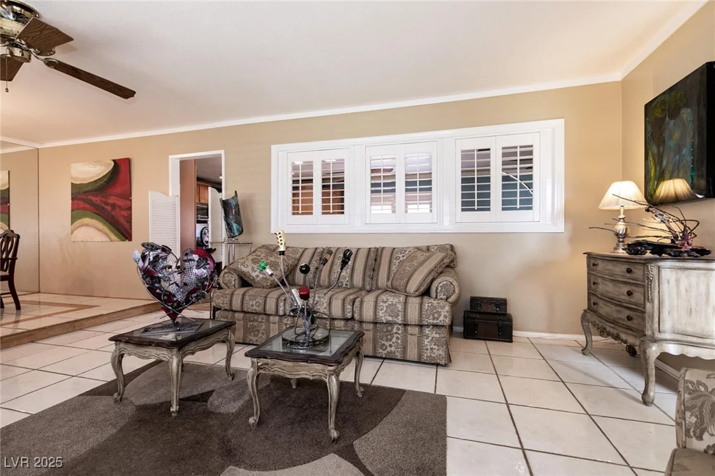 4726 Idaho, Las Vegas, NV 89104