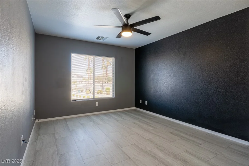 6493 Za Zu Pitts, Las Vegas, NV 89122