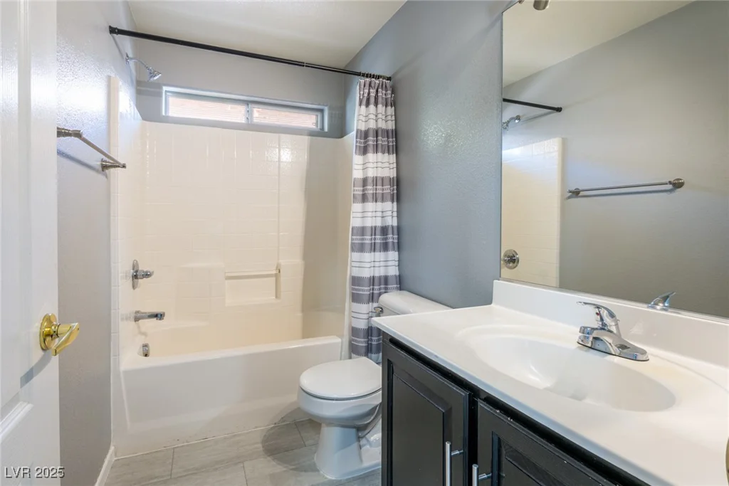 6493 Za Zu Pitts, Las Vegas, NV 89122