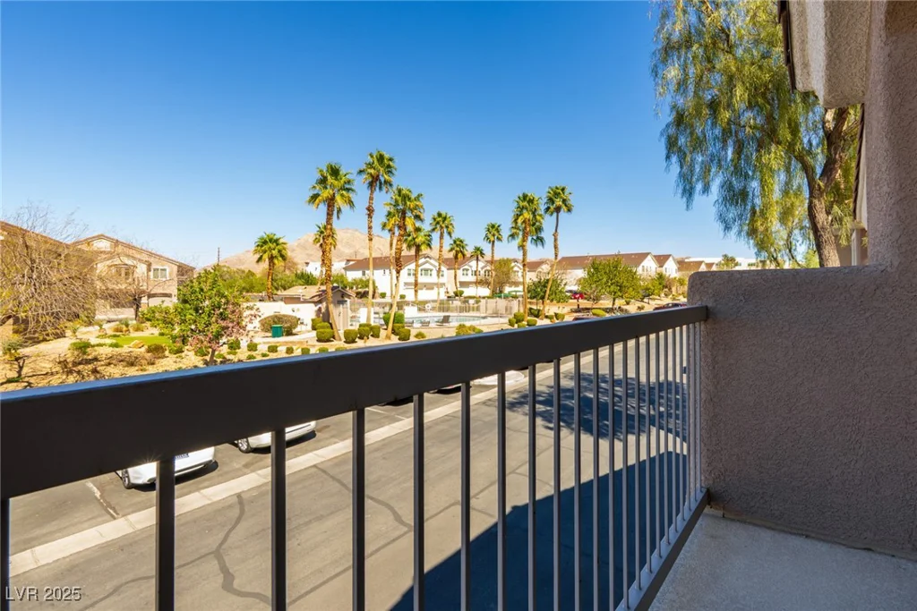 6493 Za Zu Pitts, Las Vegas, NV 89122