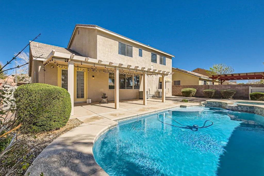 3925 Champagne Wood, North Las Vegas, NV 89031