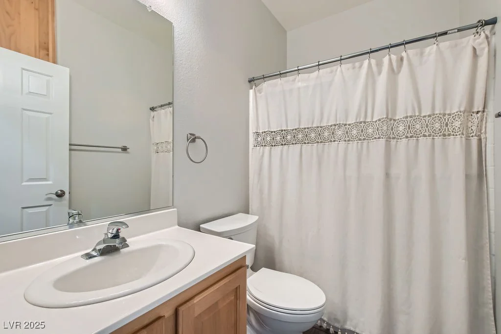 3925 Champagne Wood, North Las Vegas, NV 89031