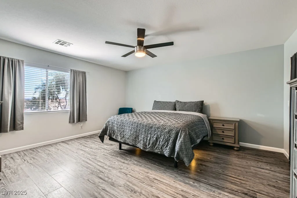 3925 Champagne Wood, North Las Vegas, NV 89031