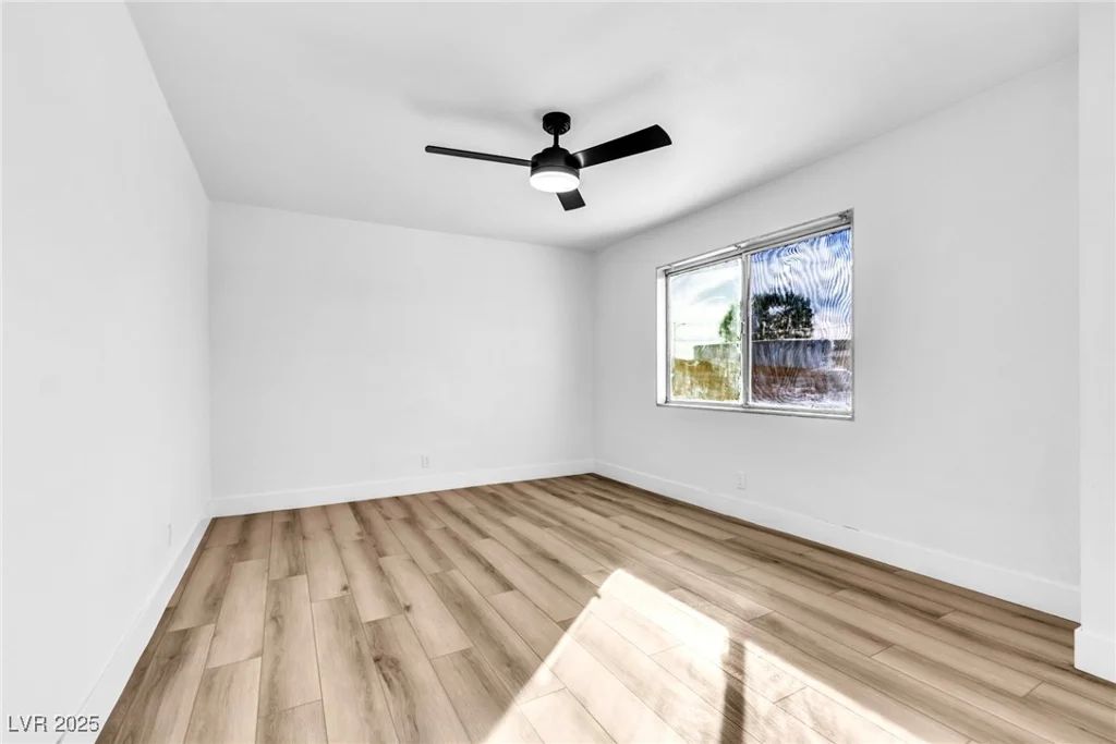 1940 Walker, Las Vegas, NV 89106