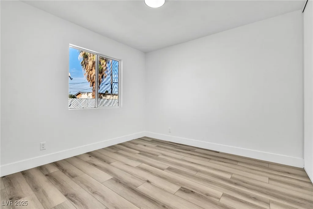 1940 Walker, Las Vegas, NV 89106