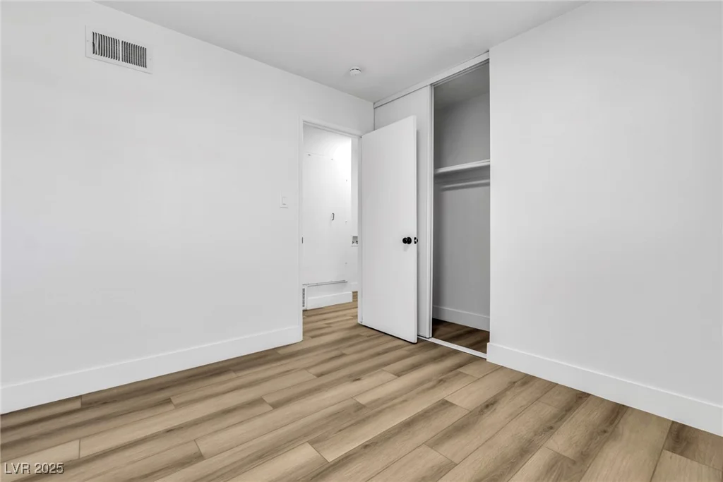 1940 Walker, Las Vegas, NV 89106