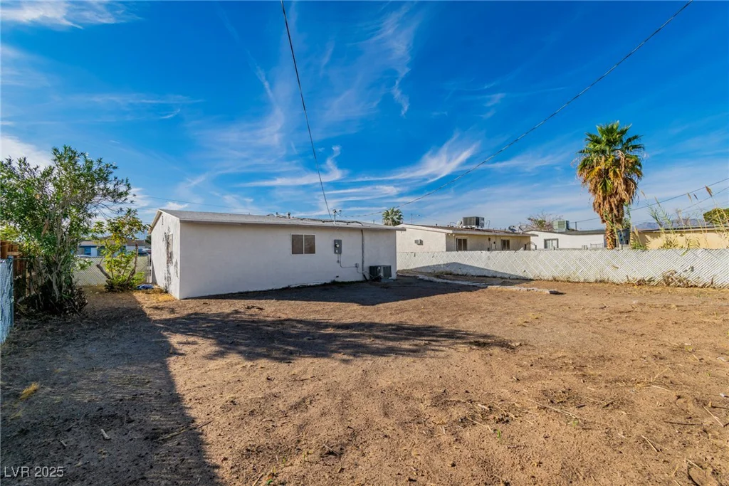 1940 Walker, Las Vegas, NV 89106
