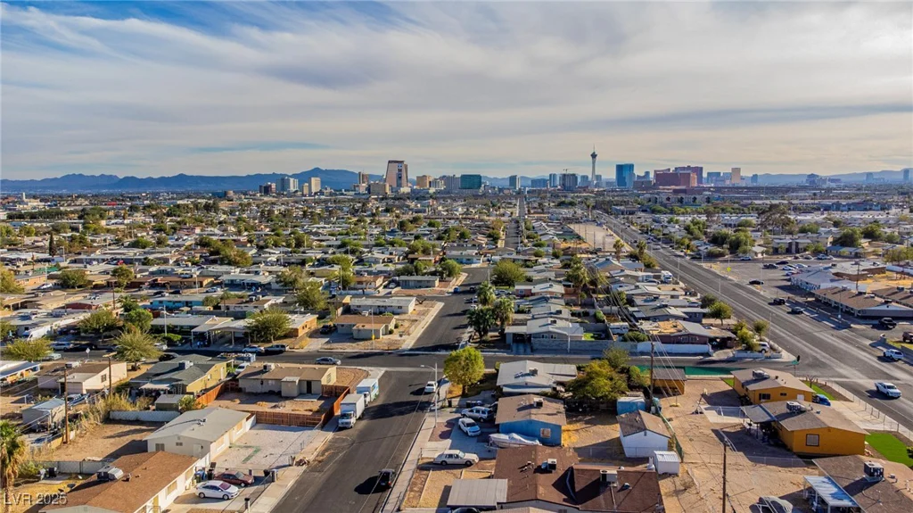 1940 Walker, Las Vegas, NV 89106