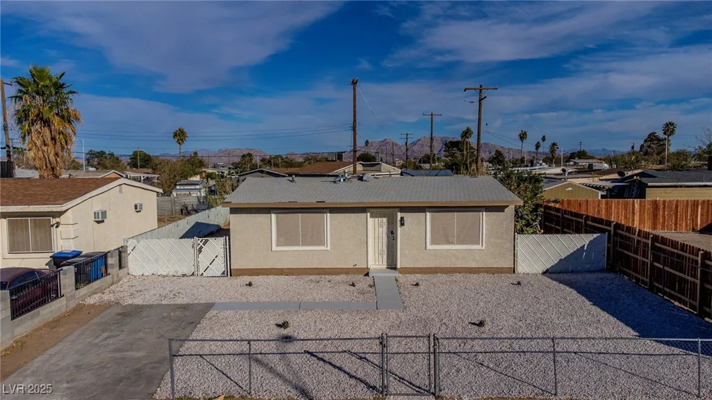 1940 Walker, Las Vegas, NV 89106