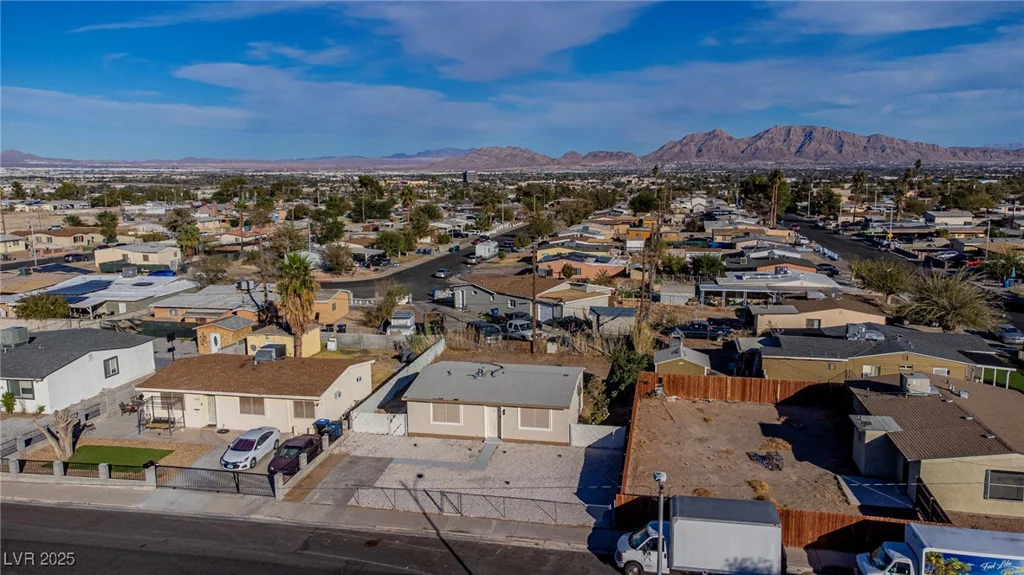 1940 Walker, Las Vegas, NV 89106