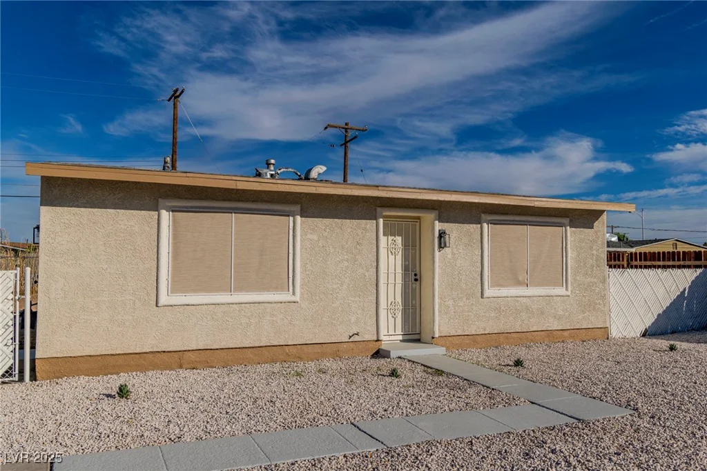 1940 Walker, Las Vegas, NV 89106